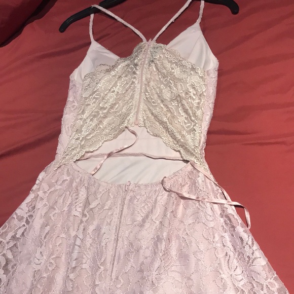 Lace high low skater dress - Picture 4 of 6